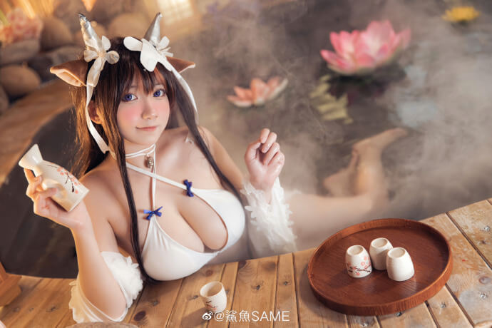 碧蓝航线樫野泳装cosplay 碧蓝航线樫野换装温泉的放松时间cos