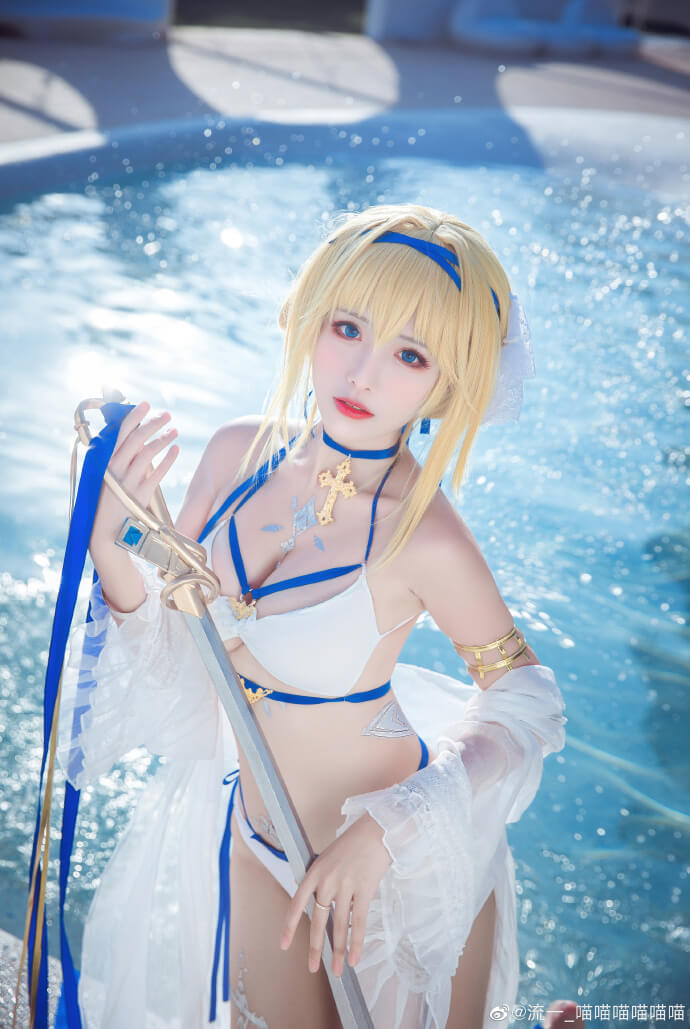 碧蓝航线贞德泳装cosplay 碧蓝航线贞德换装海之圣女cos