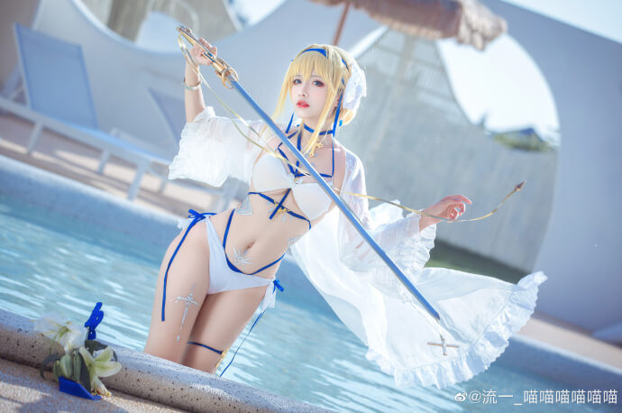 碧蓝航线贞德泳装cosplay 碧蓝航线贞德换装海之圣女cos