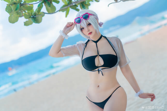 碧蓝航线天狼星泳装皮肤cosplay