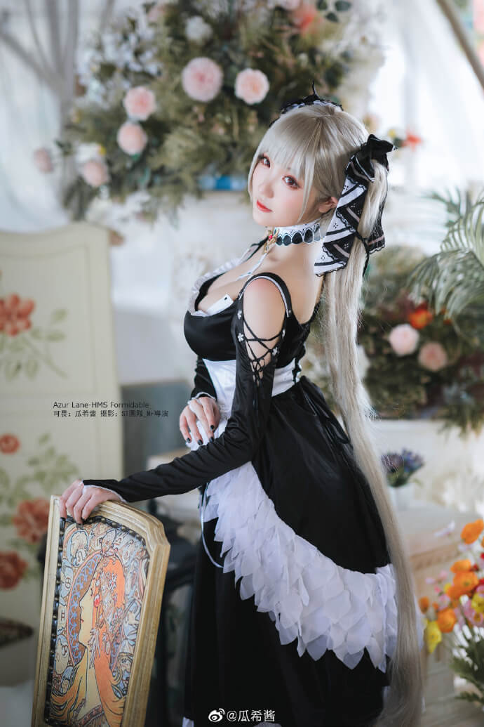 碧蓝航线可畏cosplay 优雅甜美的还原碧蓝航线可畏