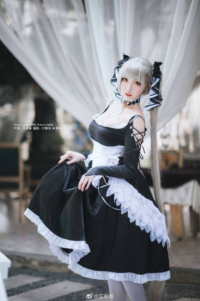碧蓝航线可畏cosplay 优雅甜美的还原碧蓝航线可畏
