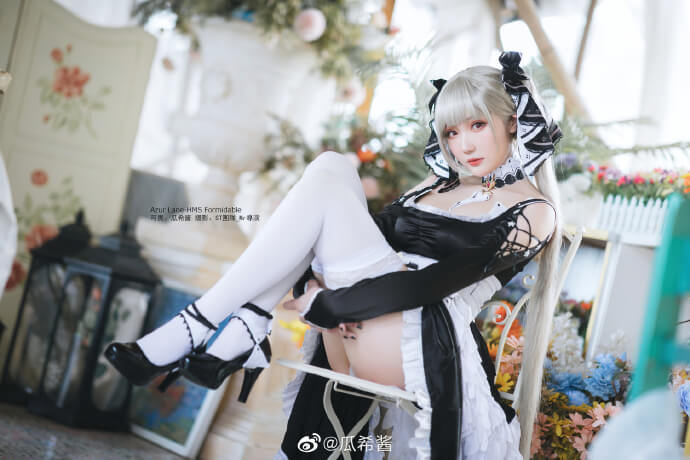 碧蓝航线可畏cosplay 优雅甜美的还原碧蓝航线可畏