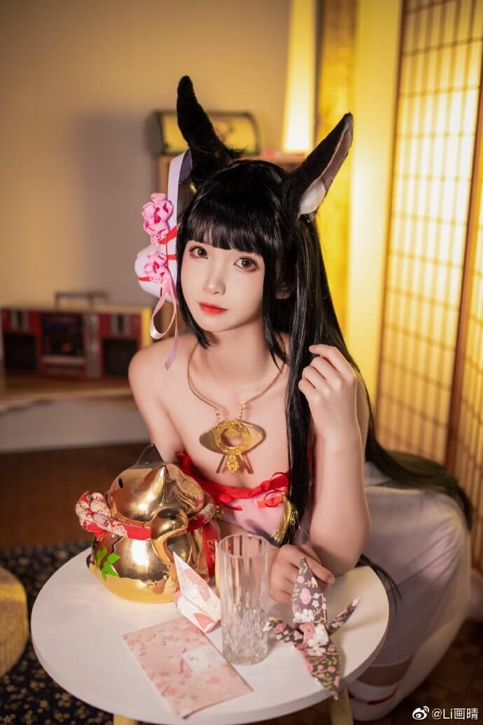 碧蓝航线长门睡衣cos 碧蓝航线长门神子的休憩