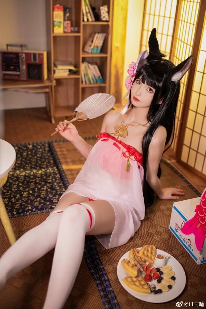 碧蓝航线长门睡衣cos 碧蓝航线长门神子的休憩