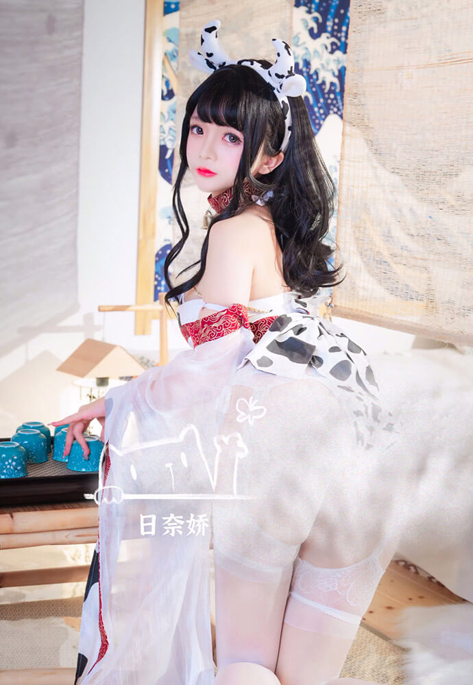 碧蓝航线樫野cosplay 樫野甜美纯欲奶牛和服