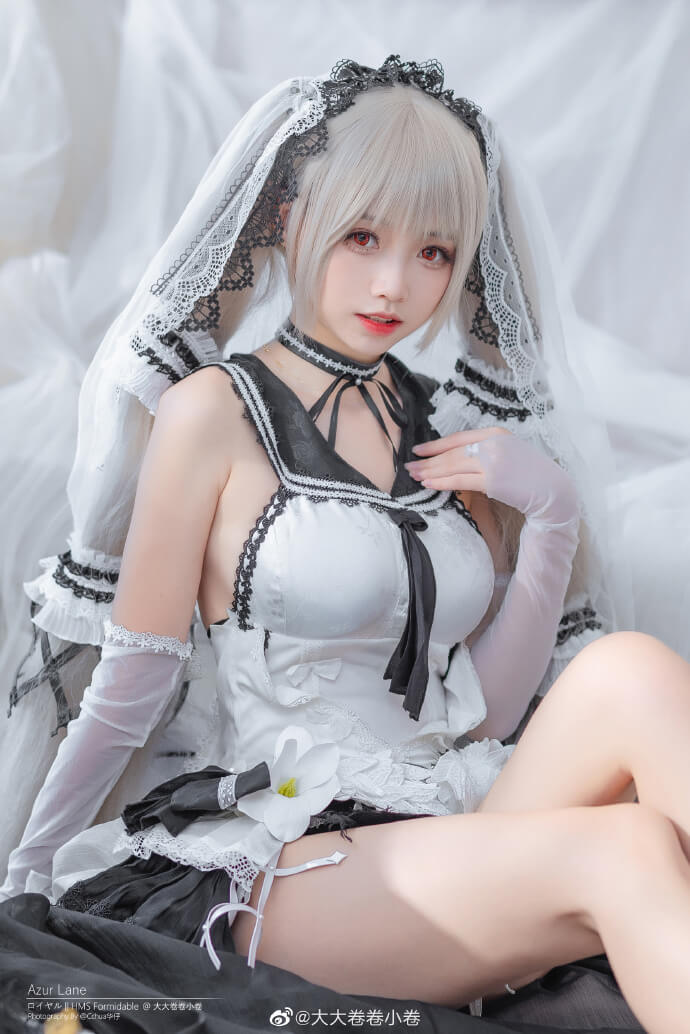 碧蓝航线可畏换装 「梳妆中的大小姐」cosplay