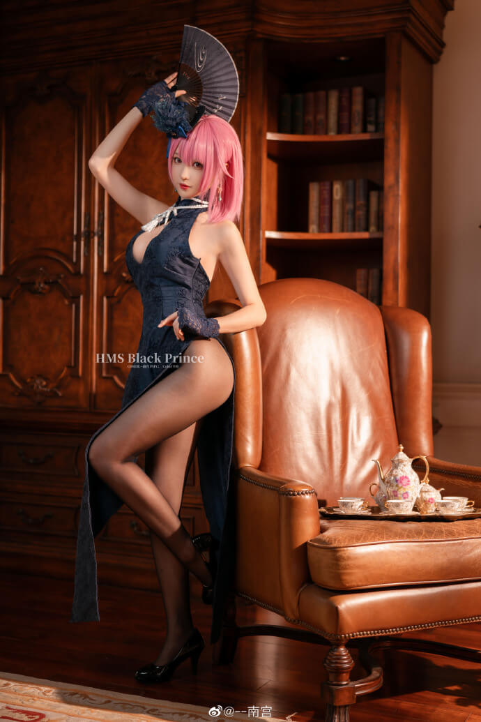 碧蓝航线黑太子旗袍cos 碧蓝航线黑太子换装「Fairmaid·Spring」