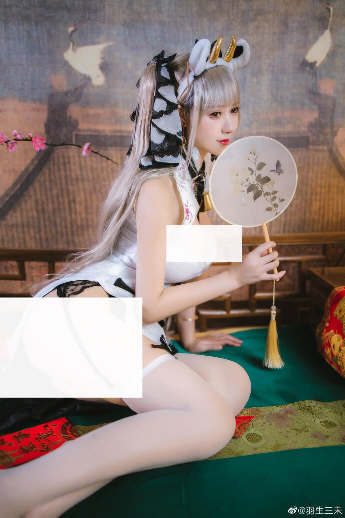 《碧蓝航线》可畏cosplay(碧蓝航线可畏旗袍cos)