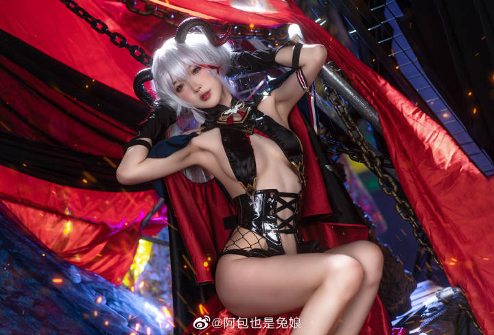 《碧蓝航线》埃吉尔cosplay,“指挥官,想要我为你驱使海浪吗?