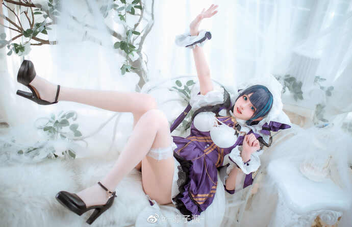 《碧蓝航线》柴郡cosplay,感觉像是睡了很久醒过来一样呢~