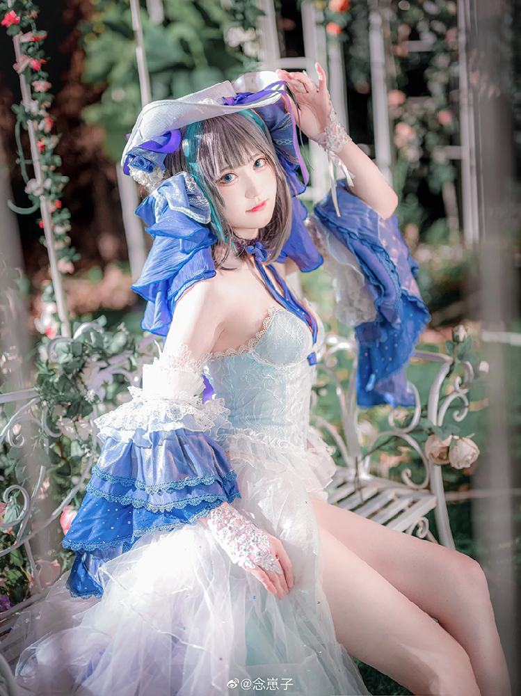 《碧蓝航线》柴郡皮肤换装「冰雪公主」cosplay一览
