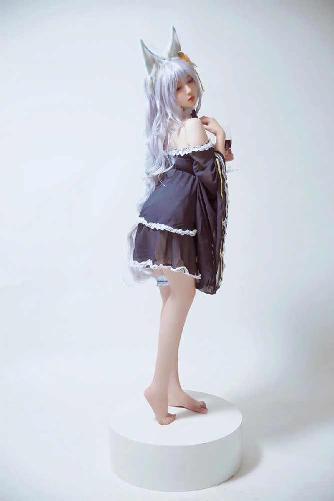 《碧蓝航线》信浓同人睡衣cosplay 犹如见到真人手办了
