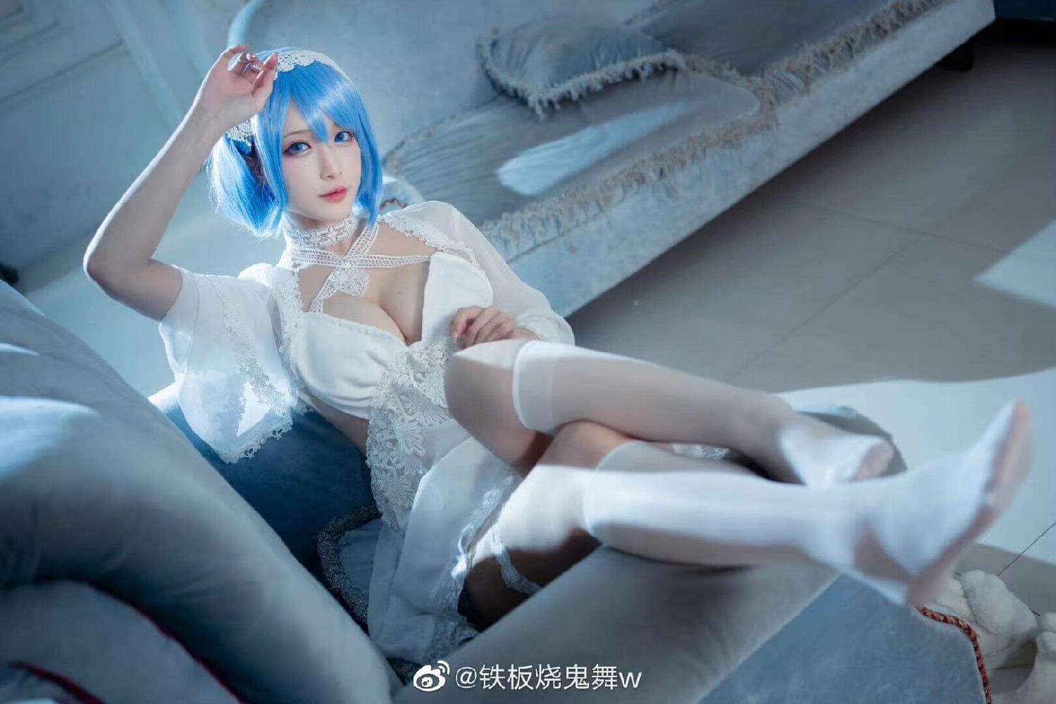 《碧蓝航线》恰巴耶夫换装cos,甜美无暇白丝 cn铁板烧鬼舞w