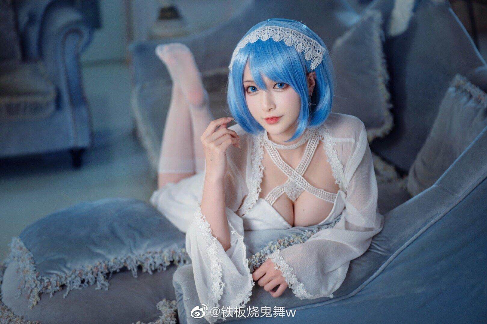 《碧蓝航线》恰巴耶夫换装cos,甜美无暇白丝 cn铁板烧鬼舞w