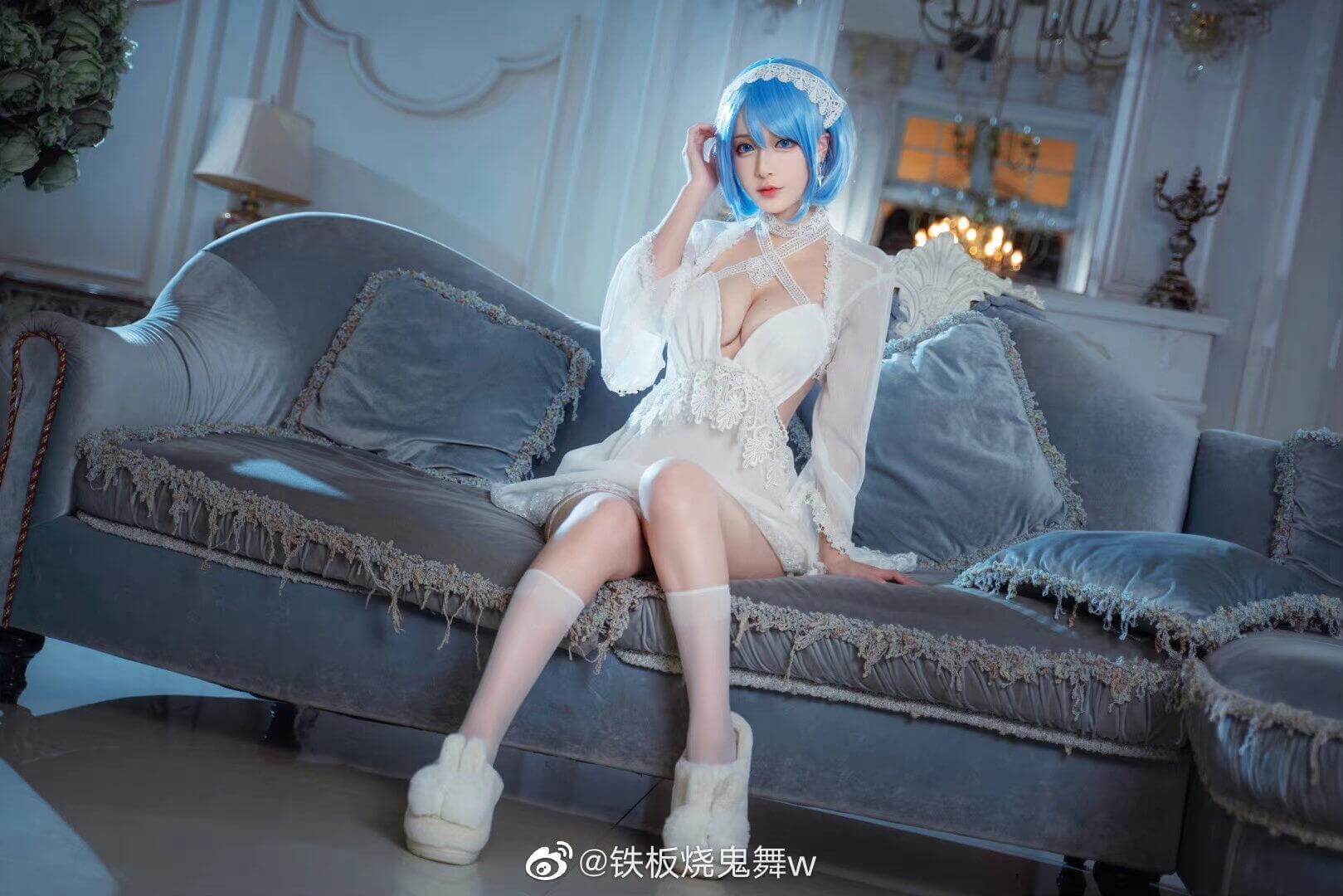 《碧蓝航线》恰巴耶夫换装cos,甜美无暇白丝 cn铁板烧鬼舞w