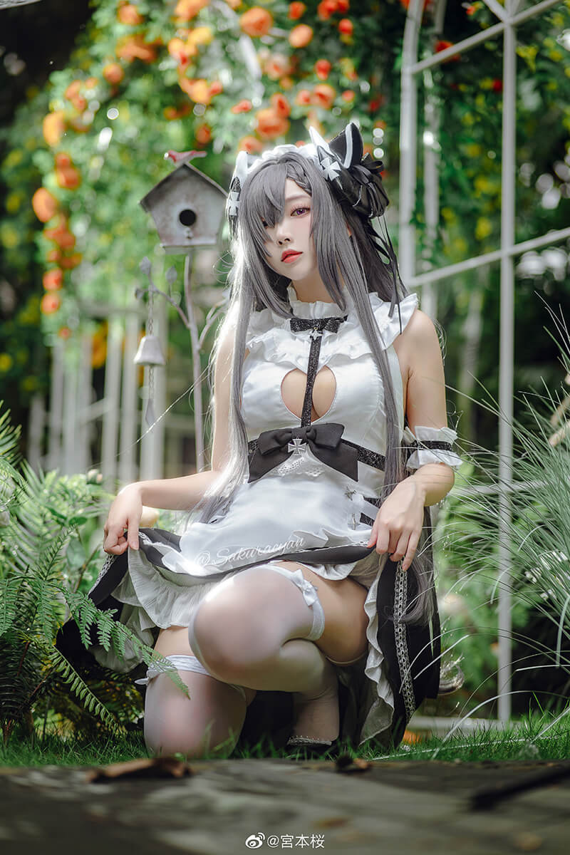 《碧蓝航线》奥古斯特·冯·帕塞瓦尔换装「女仆魔女」cos