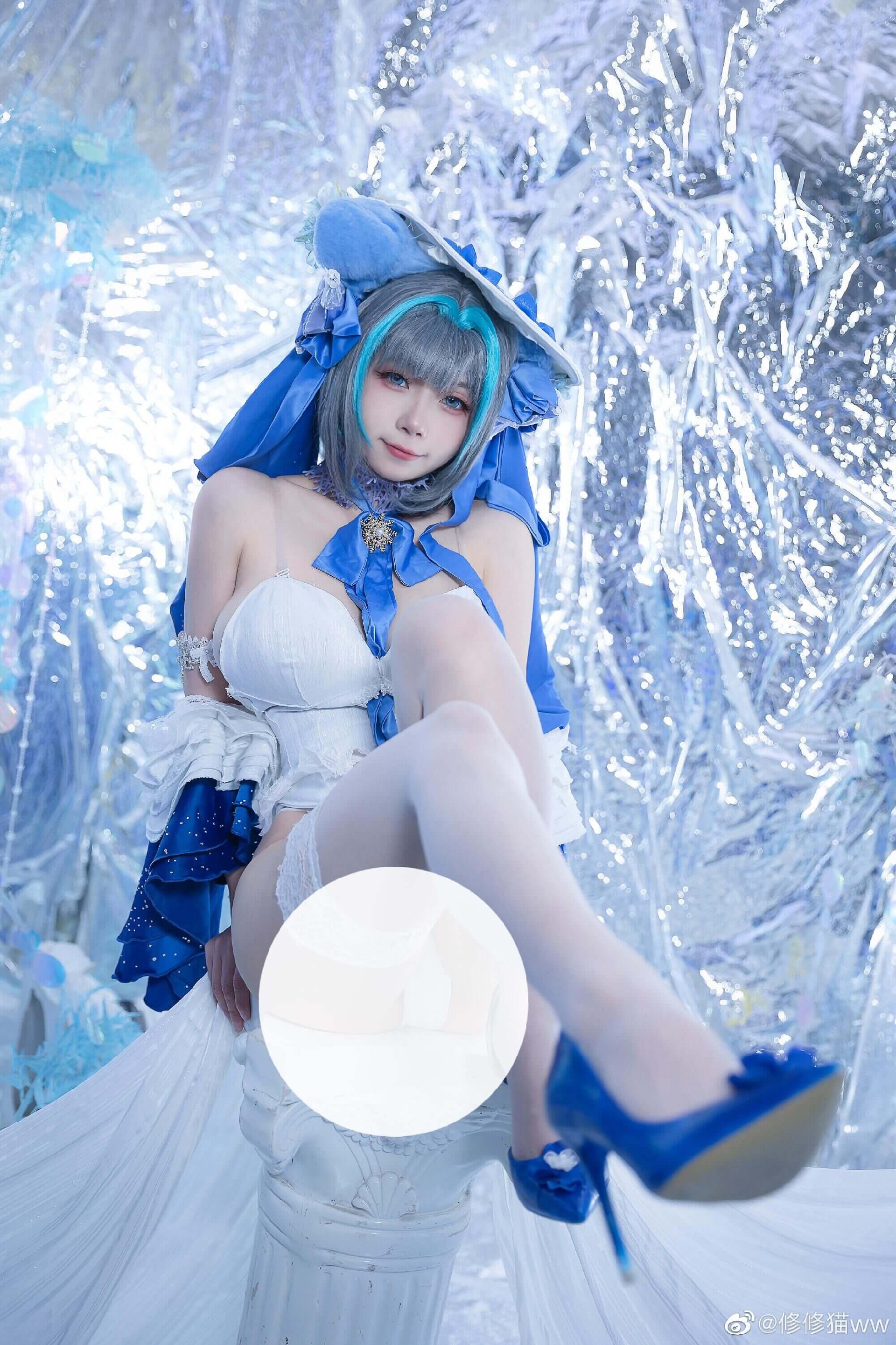 《碧蓝航线》柴郡换装「冰雪公主」cos@修修猫ww