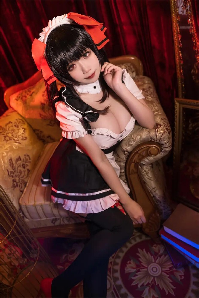 《约会大作战》时崎狂三女仆装cosplay