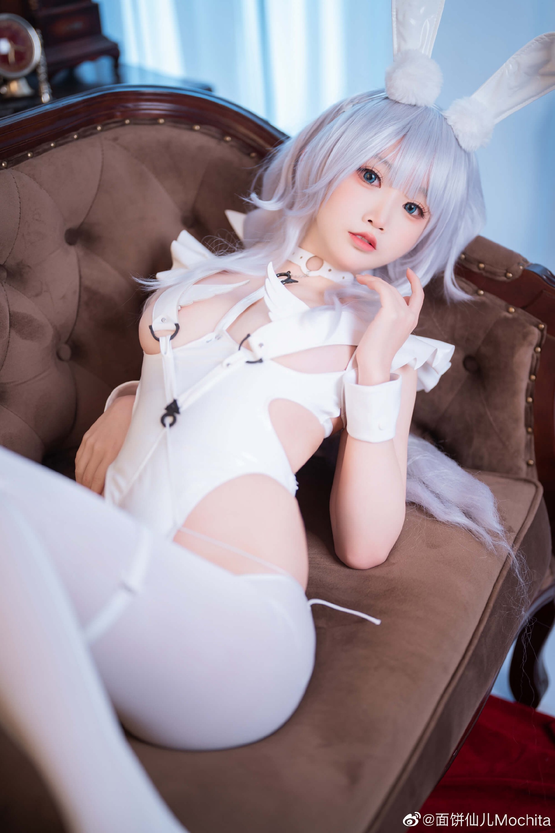 COS《碧蓝航线 》恶毒兔女郎 懒懒的白兔@面饼仙儿Mochita