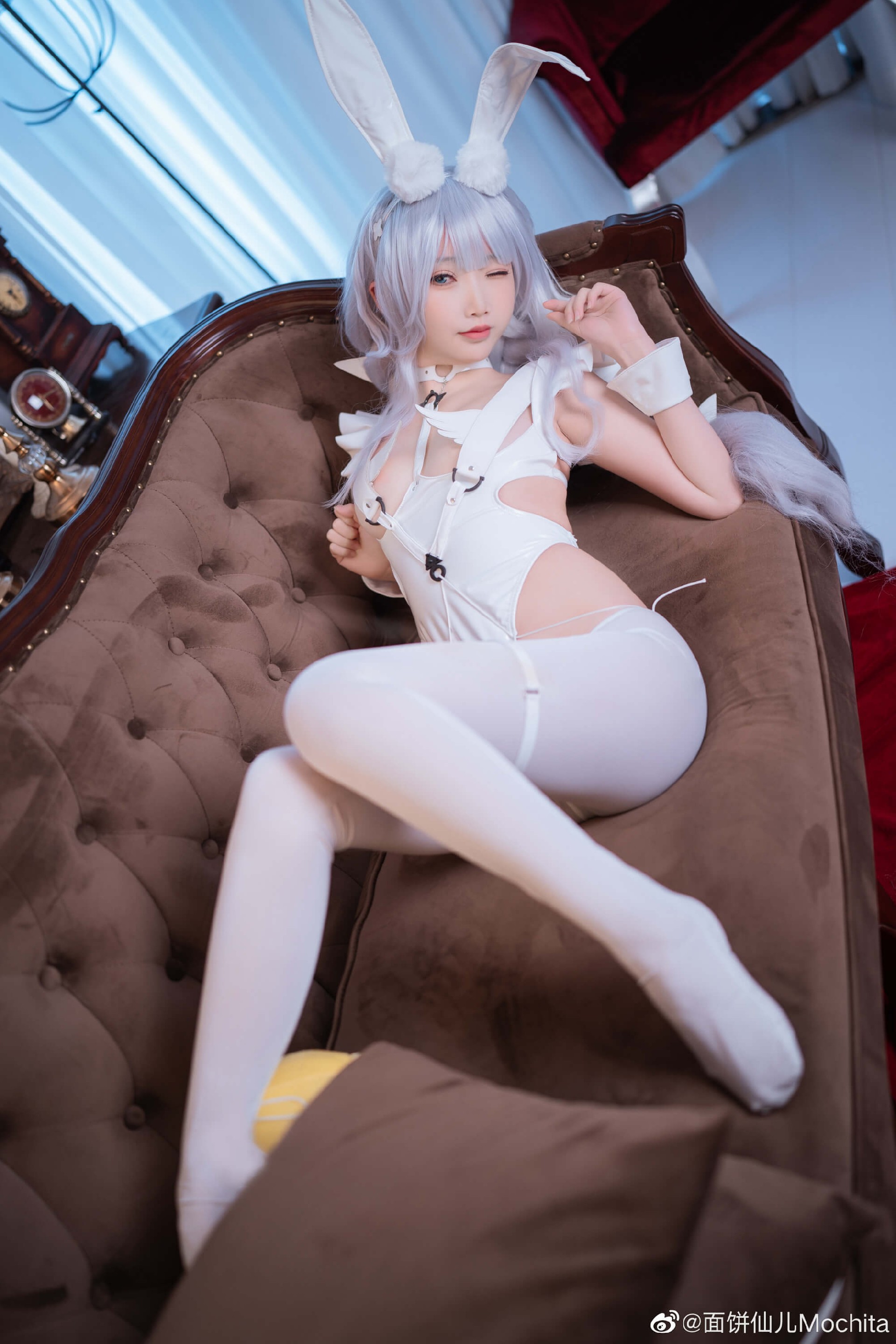 COS《碧蓝航线 》恶毒兔女郎 懒懒的白兔@面饼仙儿Mochita