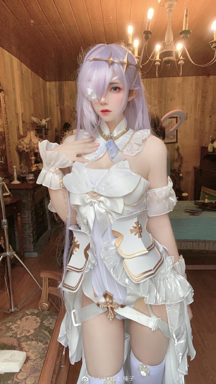 游戏《碧蓝航线》埃姆登黑白双子cosplay