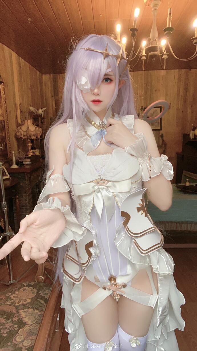 游戏《碧蓝航线》埃姆登黑白双子cosplay