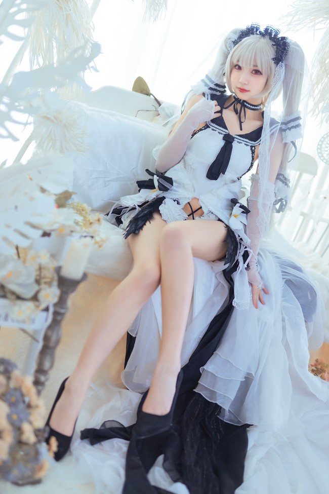 游戏碧蓝航线可畏换装梳妆的大小姐cosplay
