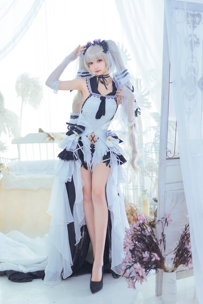 游戏碧蓝航线可畏换装梳妆的大小姐cosplay