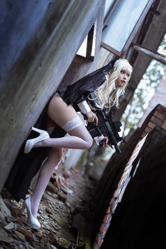 修女cosplay与其向神祷告不如向我忏悔
