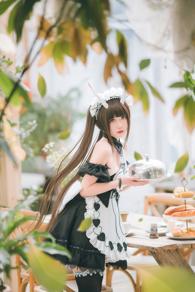 碧蓝航线能代女仆装cosplay
