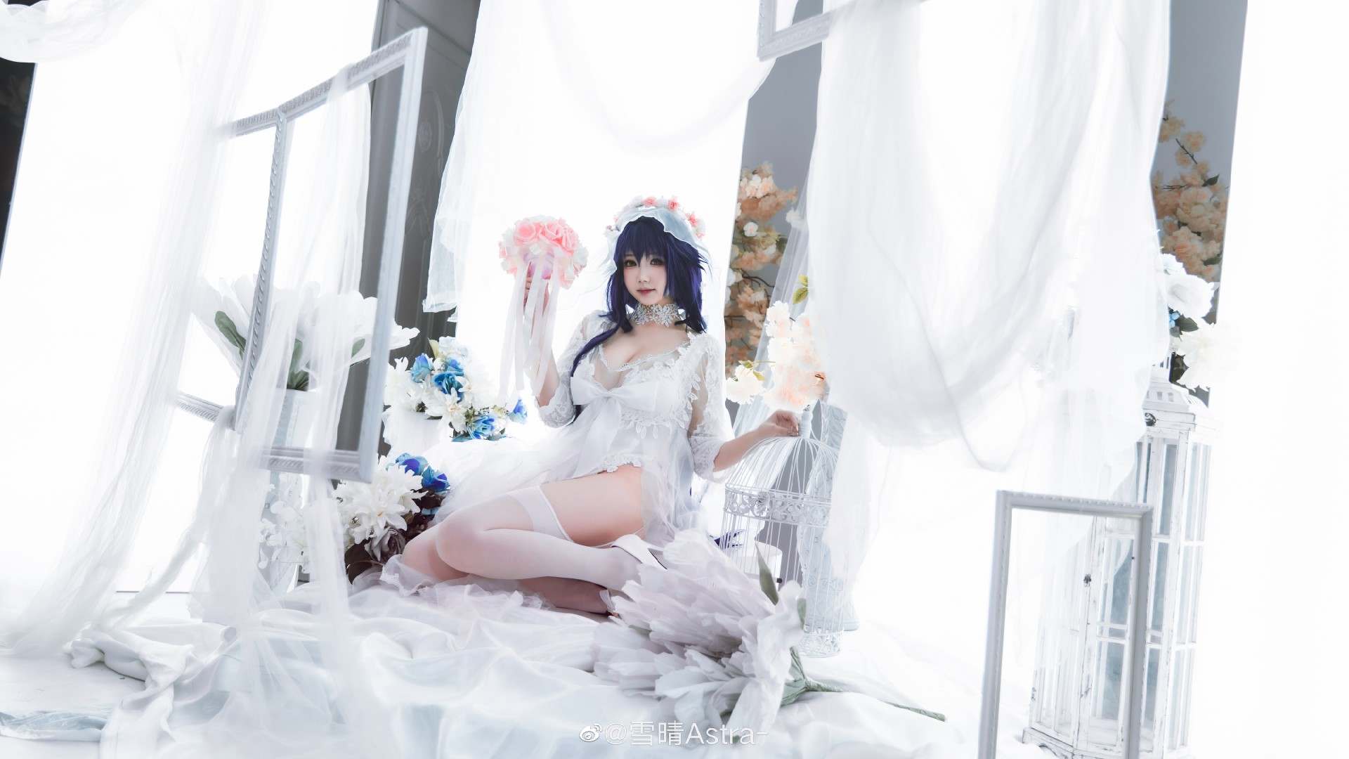 碧蓝航线吾妻婚纱cosplay：优雅中展现绝美性感与可爱