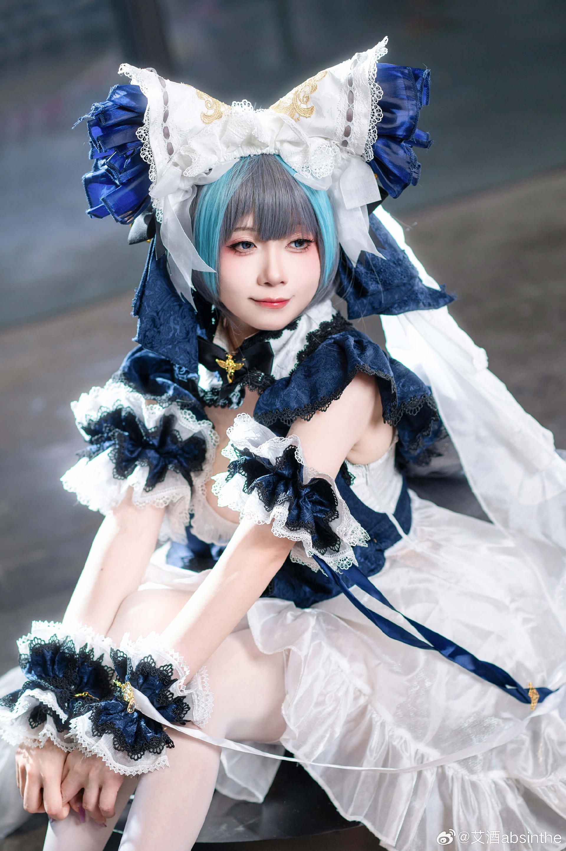 碧蓝航线重巡柴郡原女仆装cosplay