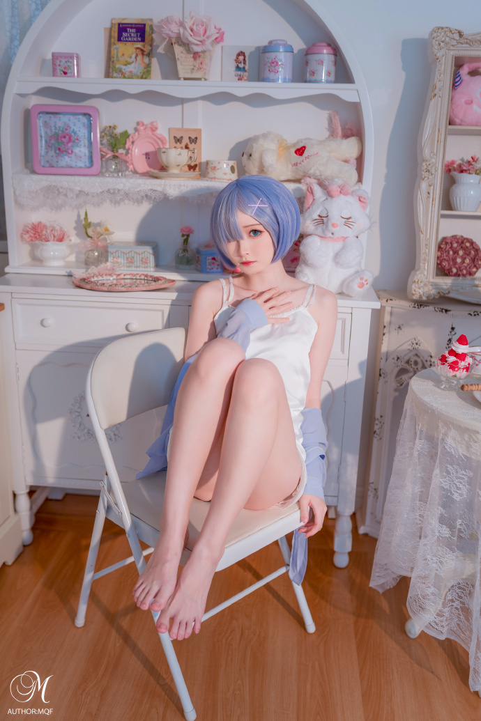 从零开始的异世界居家蕾姆cosplay