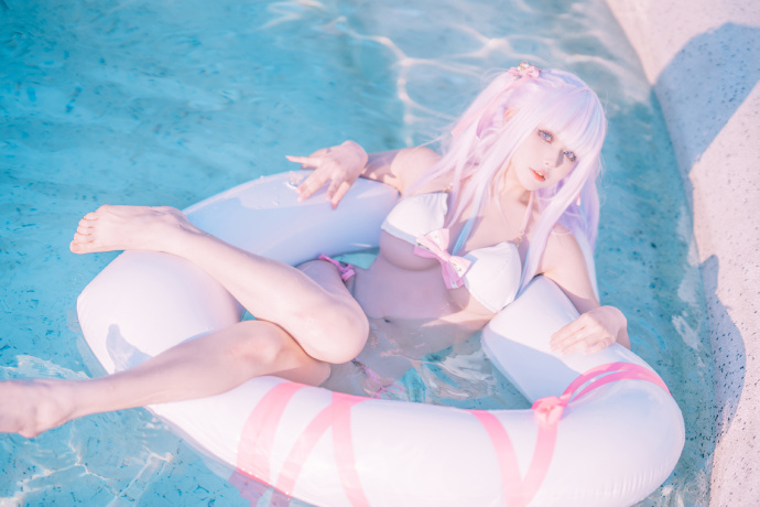 碧蓝航线普利茅斯泳装cosplay：无暇的夏之心