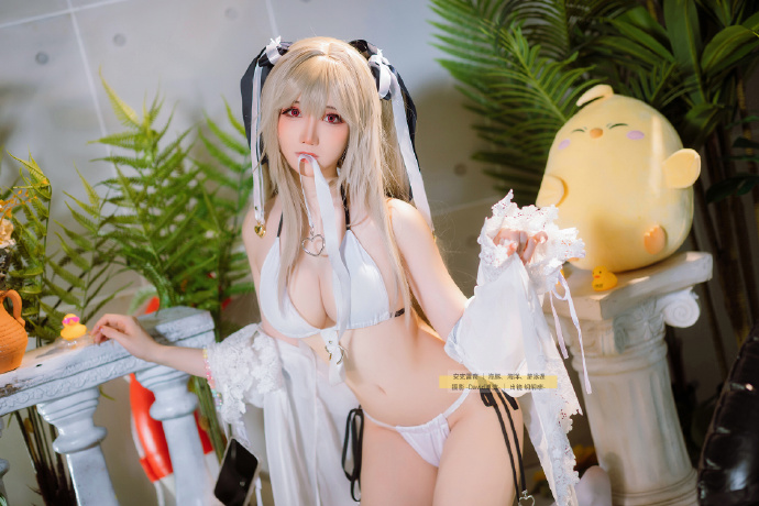 碧蓝航线安克雷奇泳装cosplay