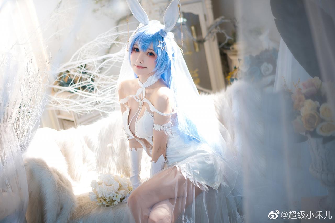游戏《碧蓝航线》COS花园婚纱 - 第2张