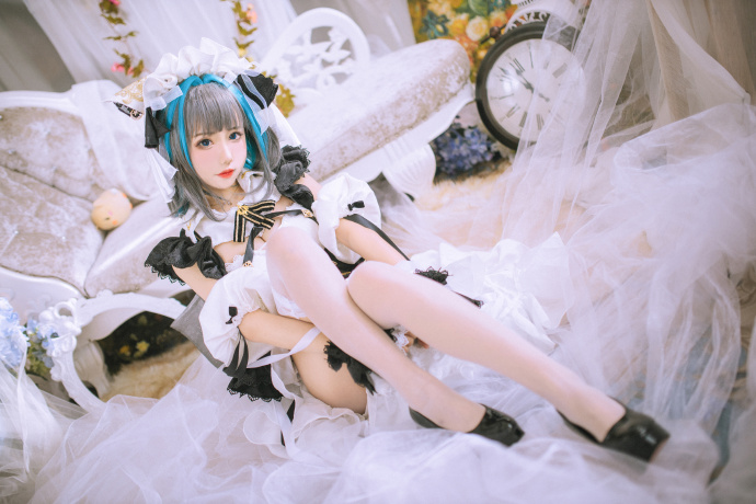 碧蓝航线柴郡cosplay像猫一样可爱