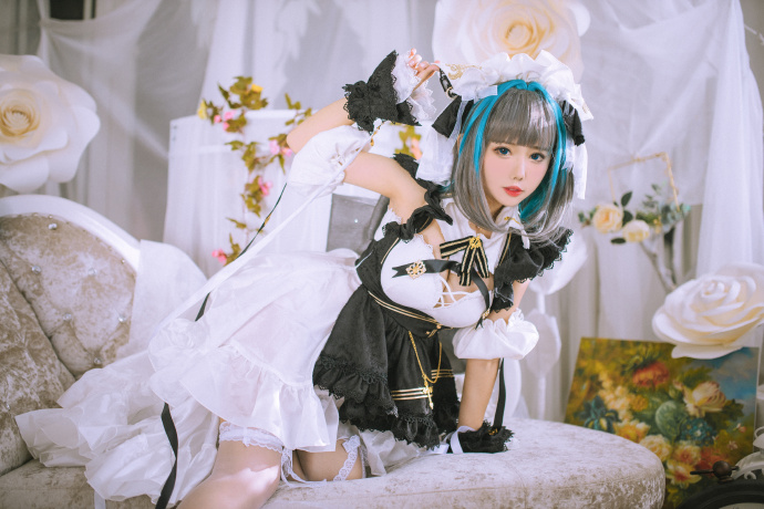 碧蓝航线柴郡cosplay像猫一样可爱