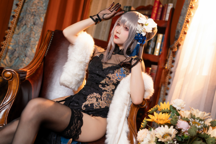 游戏《碧蓝航线》路易九世换装「瑰丽的执勤人」cosplay-ACG宅月季