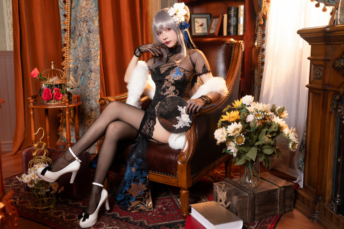游戏《碧蓝航线》路易九世换装「瑰丽的执勤人」cosplay-ACG宅月季