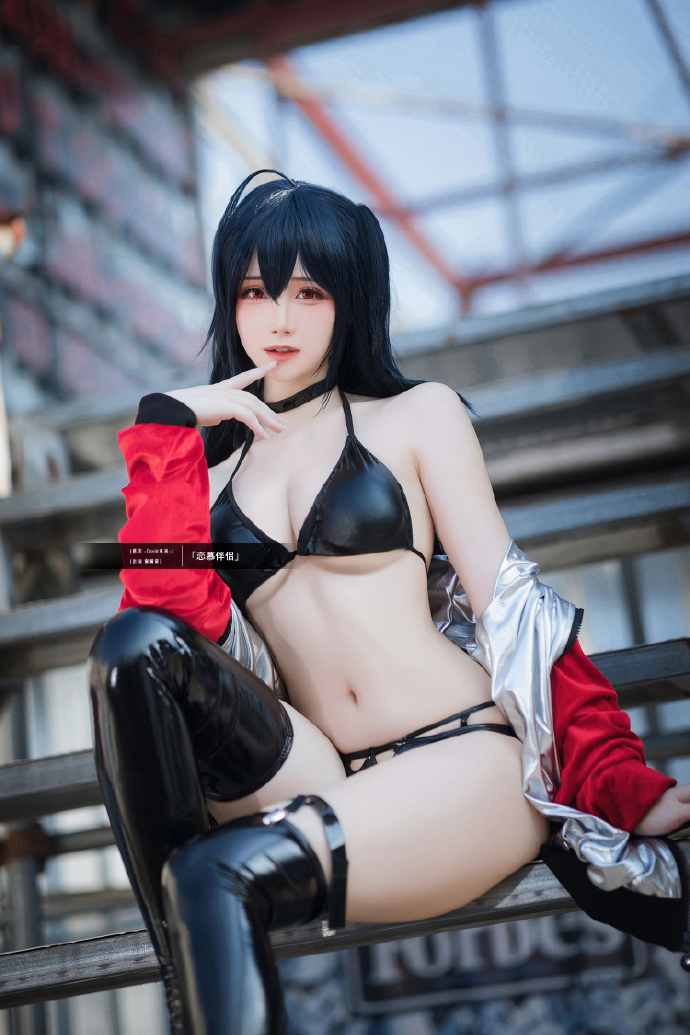 《碧蓝航线》大凤换装「恋慕伴侣」cosplay