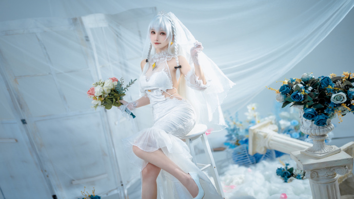 游戏《碧蓝航线》赫敏「晨曦的誓言」cos