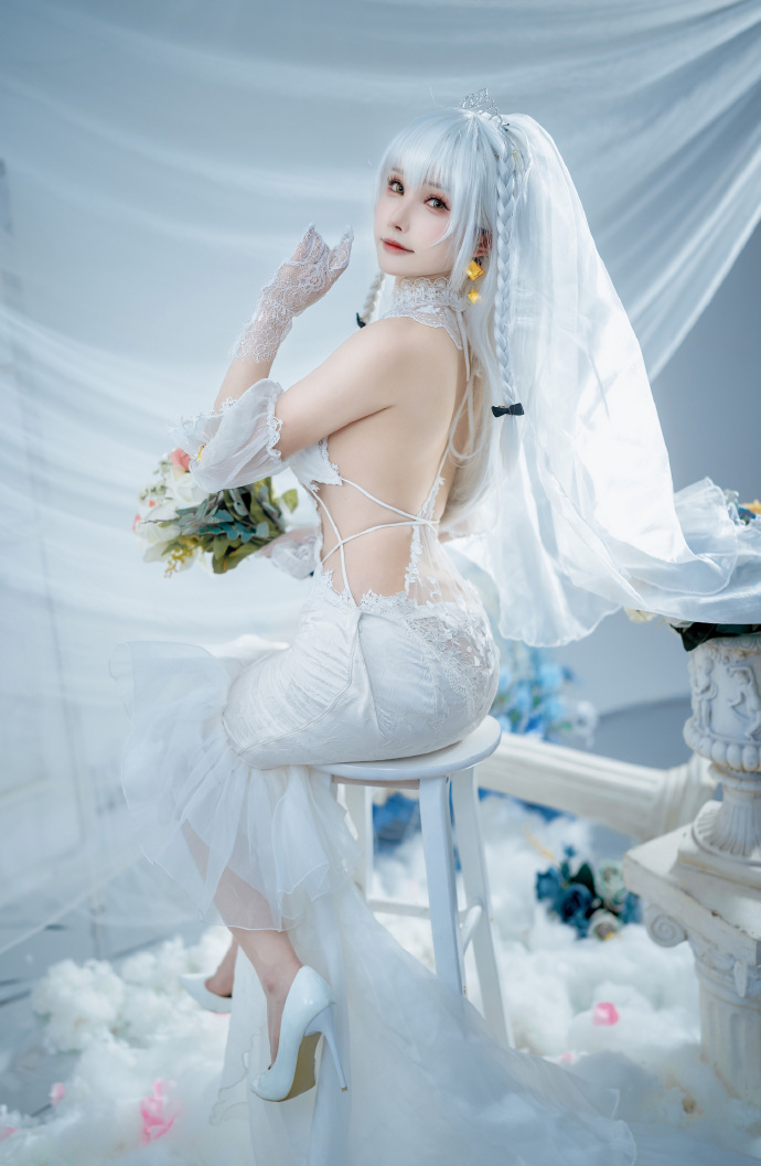 游戏《碧蓝航线》赫敏「晨曦的誓言」cos