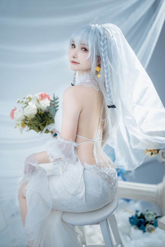 游戏《碧蓝航线》赫敏「晨曦的誓言」cos