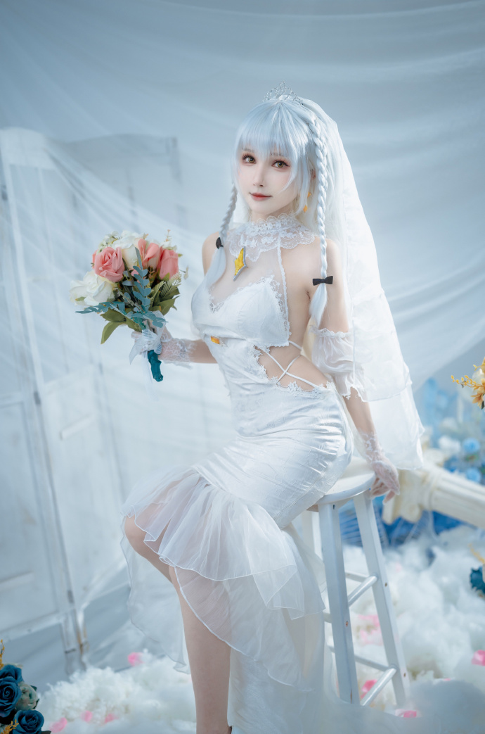 游戏《碧蓝航线》赫敏「晨曦的誓言」cos