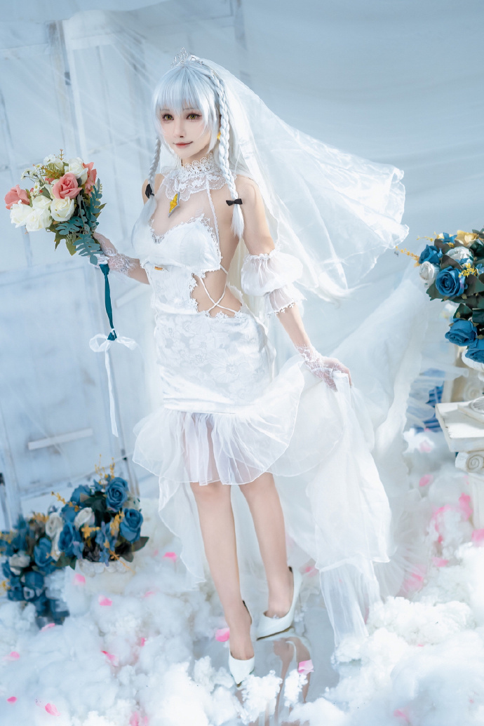 游戏《碧蓝航线》赫敏「晨曦的誓言」cos