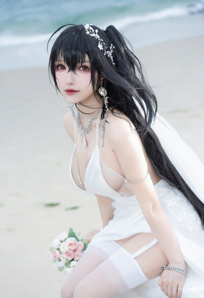 游戏《碧蓝航线》大凤 换装| 潮风的吸引cosplay