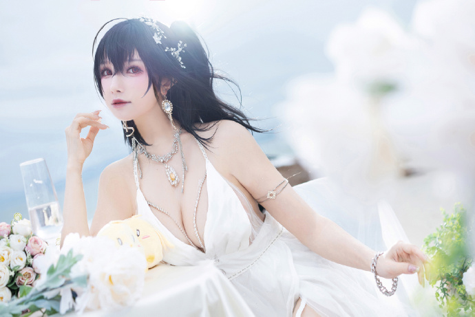 游戏《碧蓝航线》大凤 换装| 潮风的吸引cosplay